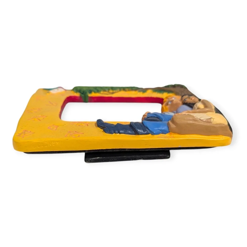 Disney Pocahontas John Smith Picture Frame Kids‎ Yellow Excellent 3D Resin